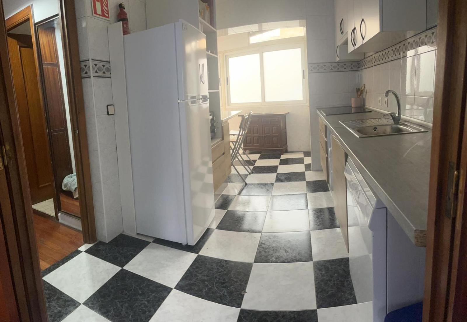 Appartement Avec Terrasse Santoña Buitenkant foto